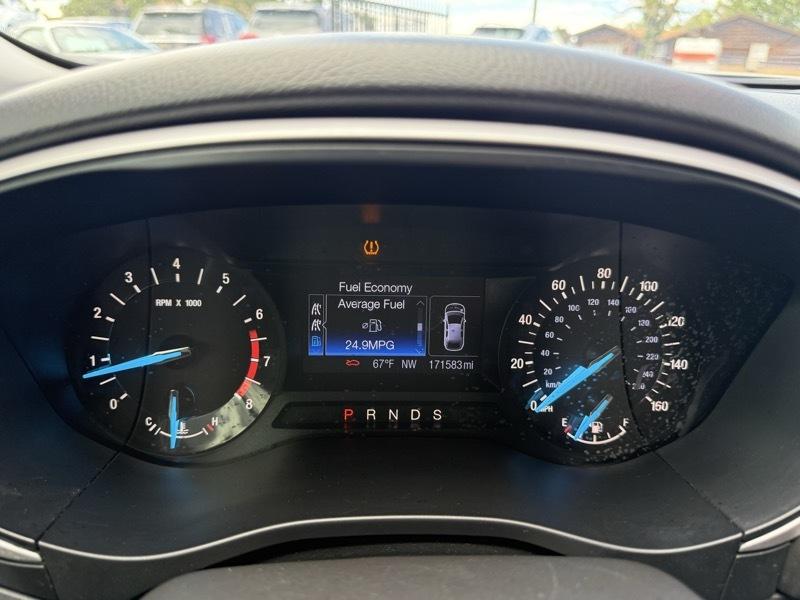 Ford Fusion SE 2013