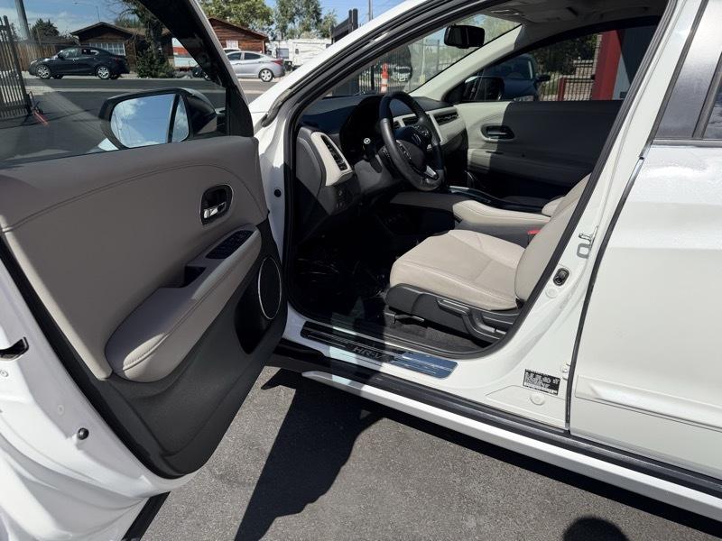 Honda HR-V EX-L w/Navigation CVT 2016