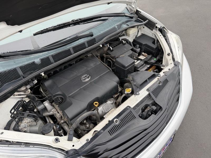 Toyota Sienna LE FWD 8-Passenger V6 2013