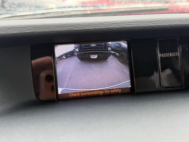 Toyota Sienna LE FWD 8-Passenger V6 2013