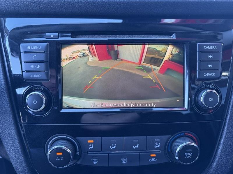 Nissan Rogue Sport S 2020