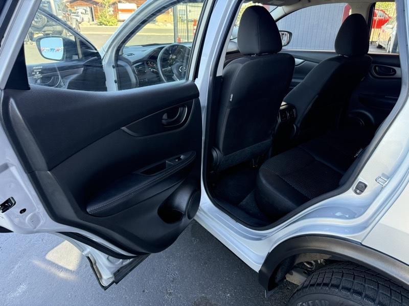 Nissan Rogue Sport S 2020