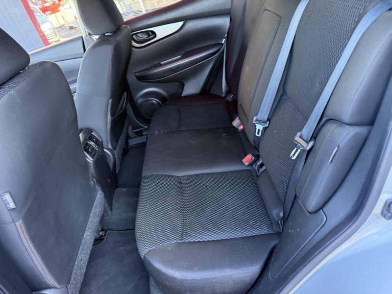 Nissan Rogue Sport S 2020