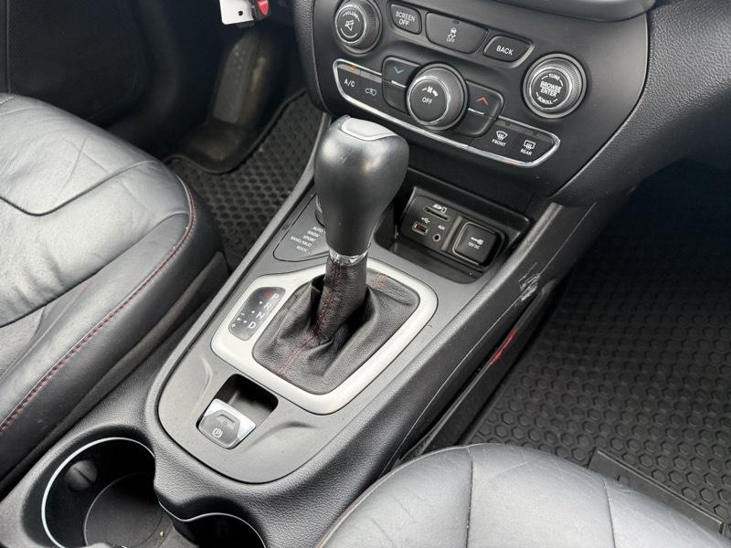 Jeep Cherokee Trailhawk 4WD 2014