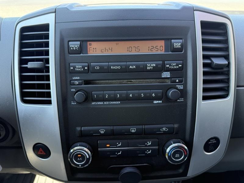 Nissan Frontier SV Crew Cab 4WD LWB 2012