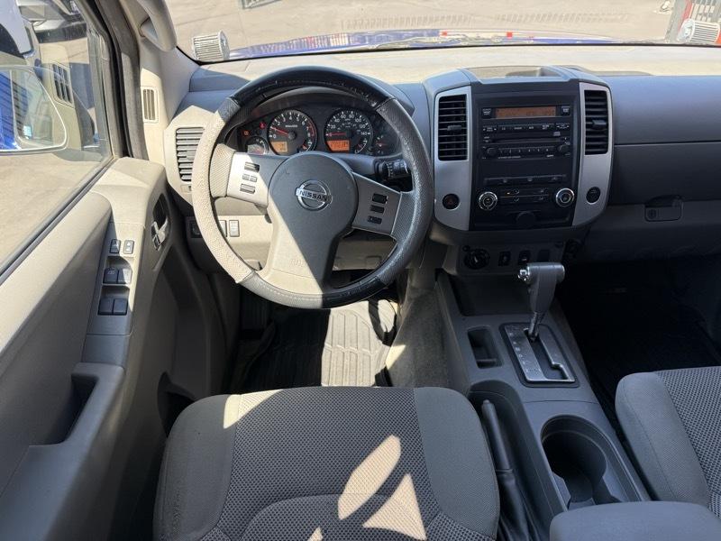 Nissan Frontier SV Crew Cab 4WD LWB 2012