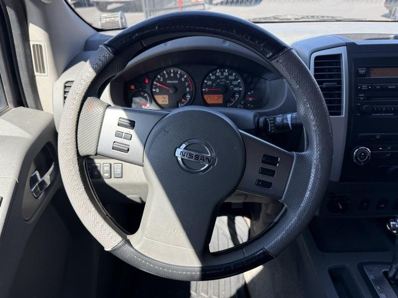 Nissan Frontier SV Crew Cab 4WD LWB 2012