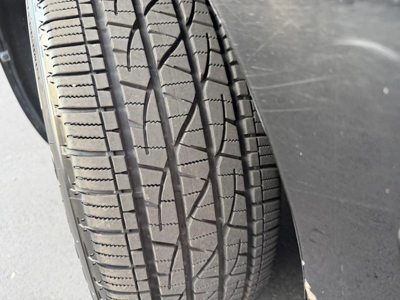 Toyota Sienna XLE 8-Pass V6 2011