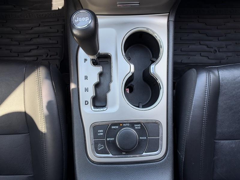 Jeep Grand Cherokee Limited 4WD 2011