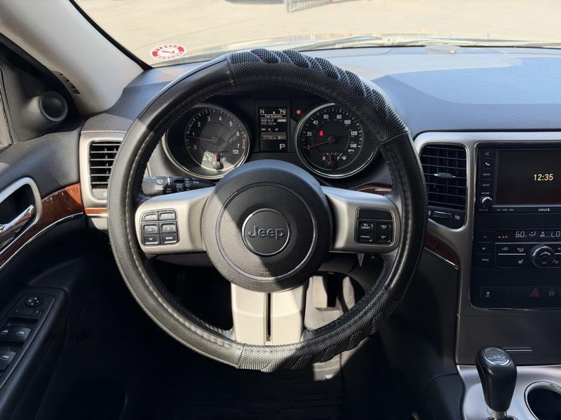 Jeep Grand Cherokee Limited 4WD 2011