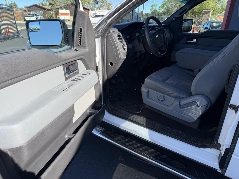 Ford F-150 XL SuperCab 8-ft. Bed 4WD 2013