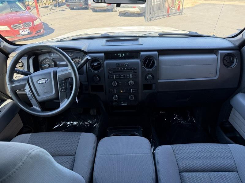 Ford F-150 XL SuperCab 8-ft. Bed 4WD 2013