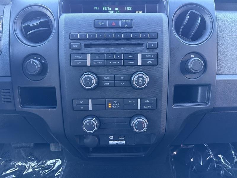 Ford F-150 XL SuperCab 8-ft. Bed 4WD 2013