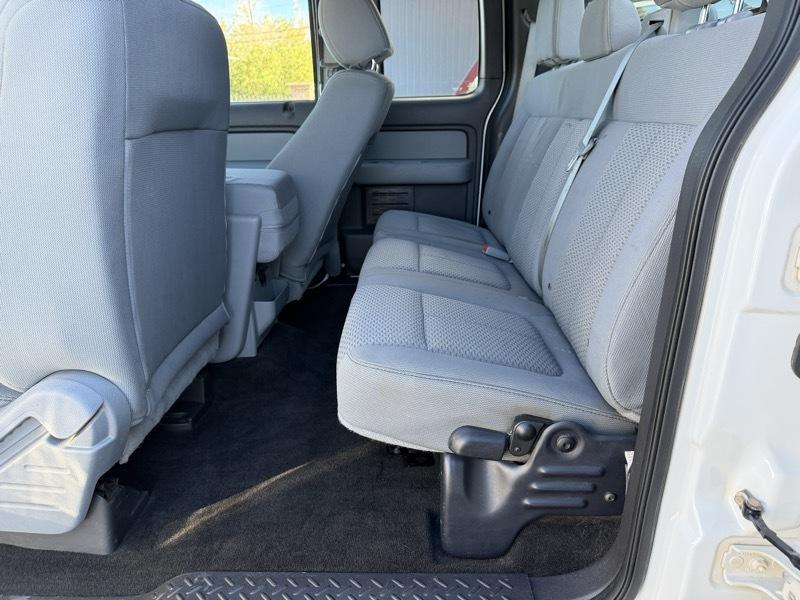 Ford F-150 XL SuperCab 8-ft. Bed 4WD 2013