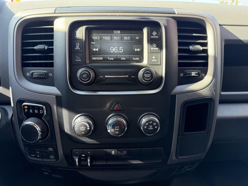 RAM 1500 Tradesman Crew Cab LWB 4WD 2017