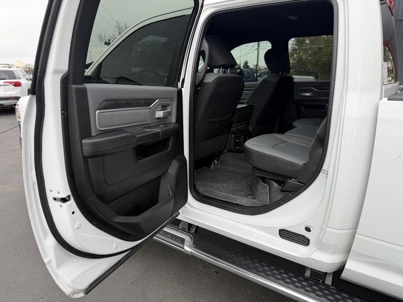 RAM 2500 Tradesman Crew Cab SWB 4WD 2022