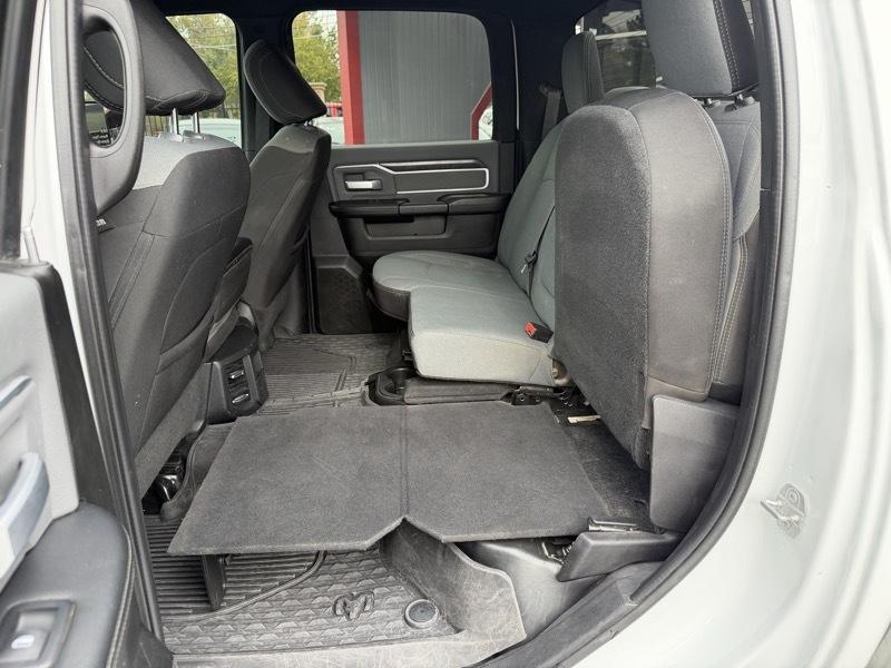 RAM 2500 Tradesman Crew Cab SWB 4WD 2022