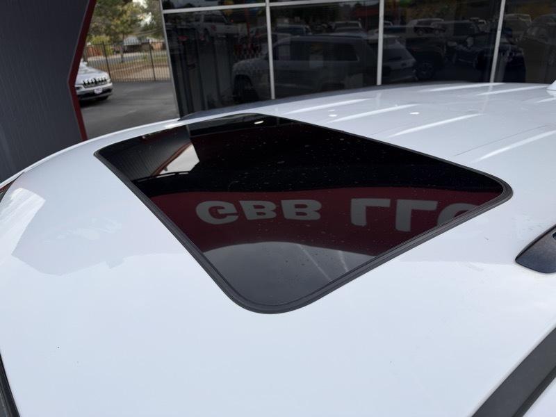 Jeep Grand Cherokee Laredo 4WD 2015
