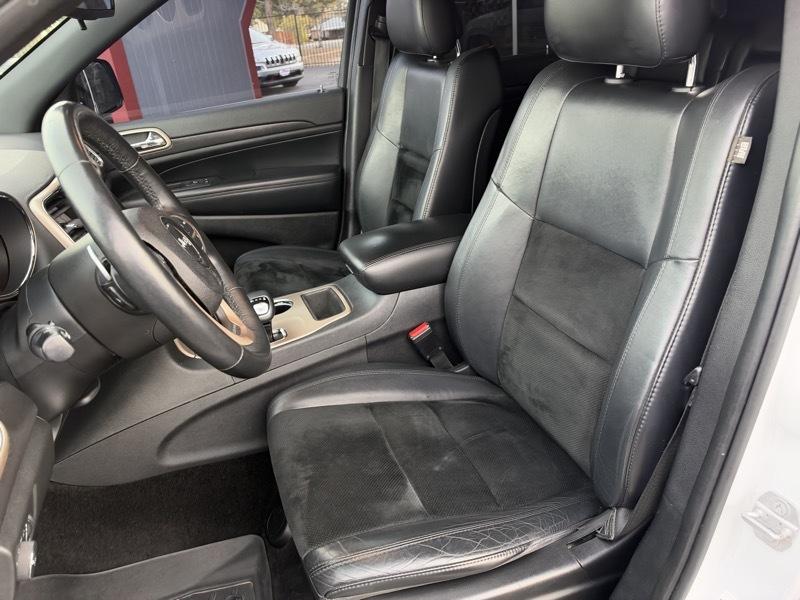 Jeep Grand Cherokee Laredo 4WD 2015