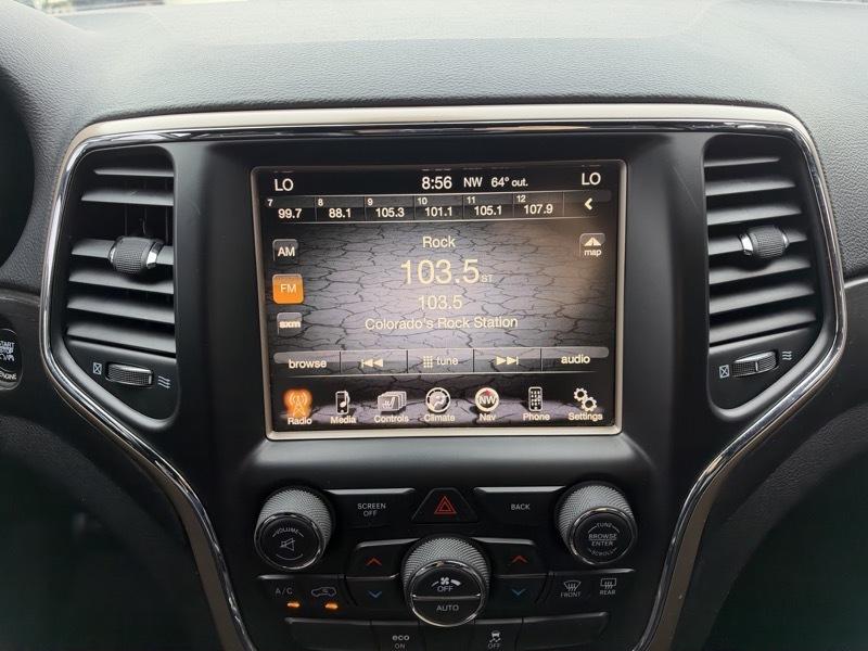 Jeep Grand Cherokee Laredo 4WD 2015