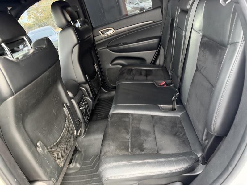 Jeep Grand Cherokee Laredo 4WD 2015