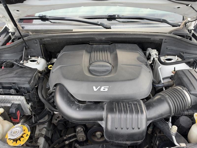 Jeep Grand Cherokee Laredo 4WD 2015