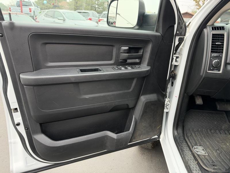 RAM 2500 Tradesman Crew Cab SWB 4WD 2017