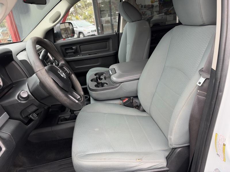 RAM 2500 Tradesman Crew Cab SWB 4WD 2017