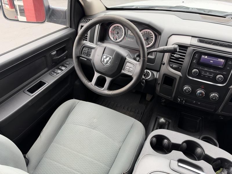 RAM 2500 Tradesman Crew Cab SWB 4WD 2017