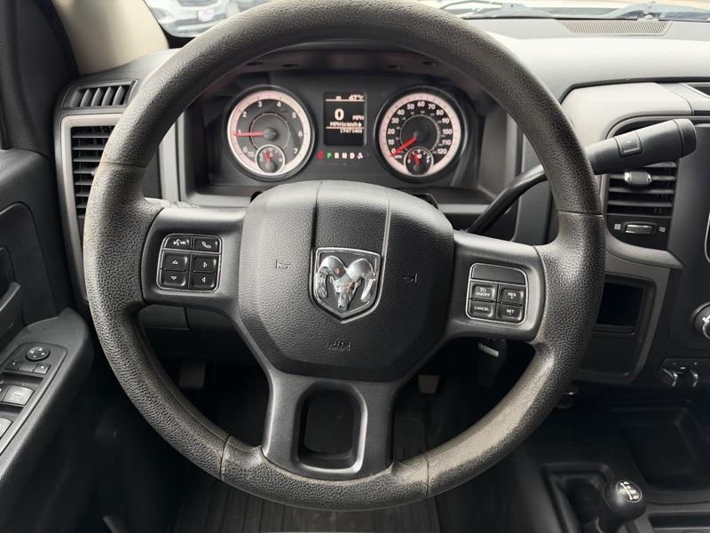 RAM 2500 Tradesman Crew Cab SWB 4WD 2017