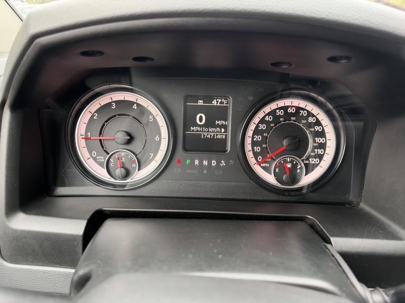 RAM 2500 Tradesman Crew Cab SWB 4WD 2017