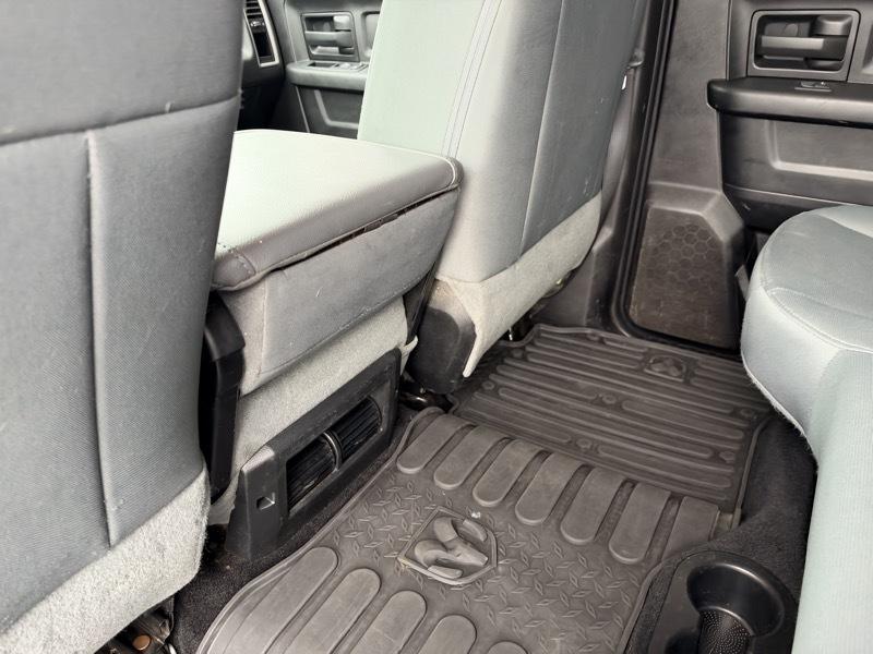 RAM 2500 Tradesman Crew Cab SWB 4WD 2017