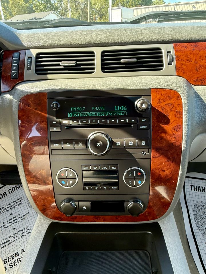 Chevrolet Silverado 1500 LTZ Crew Cab 4WD 2010 Chevrolet Silverado 1500 LTZ Crew Cab 4WD 2010