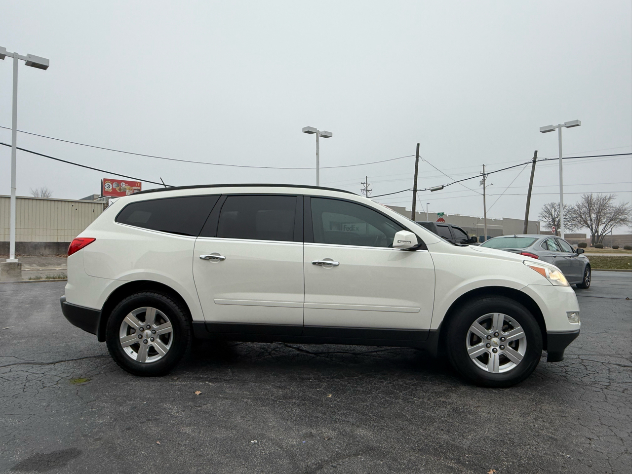 Chevrolet Traverse LT FWD 2011