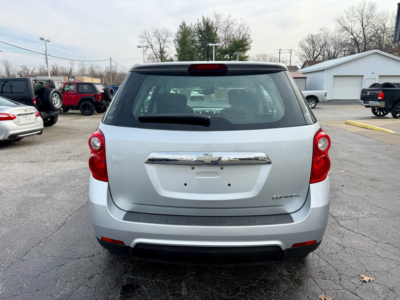 Chevrolet Equinox LS 2WD 2011