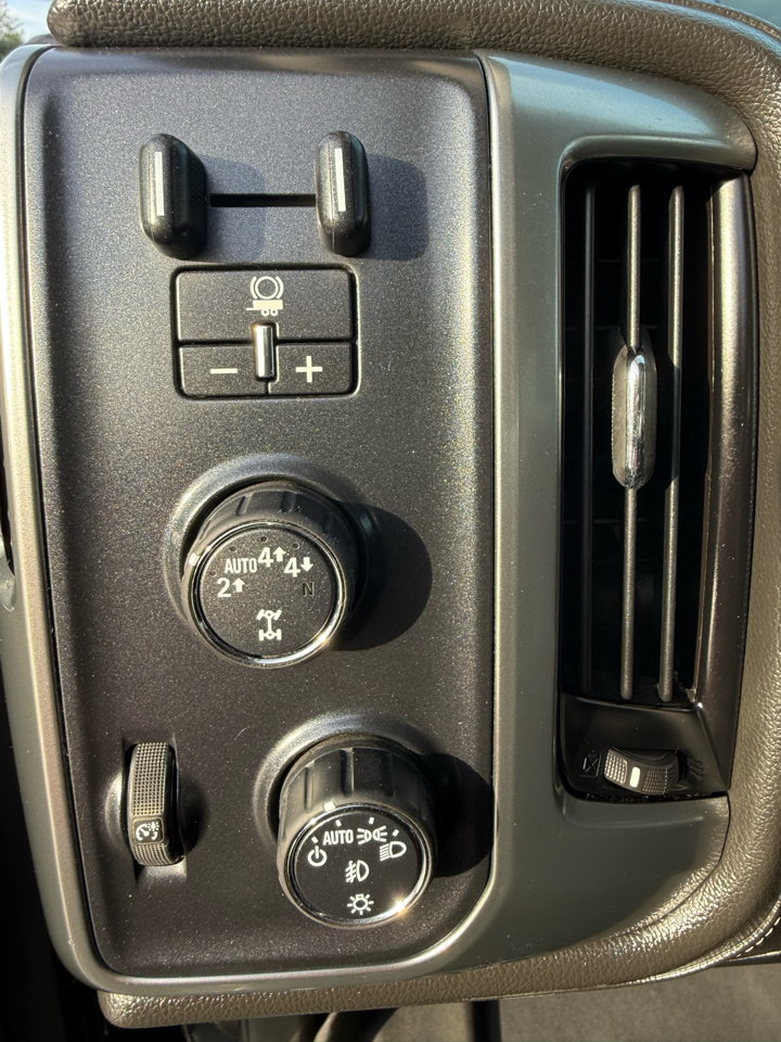 Chevrolet Silverado 1500 LTZ Crew Cab 4WD 2017