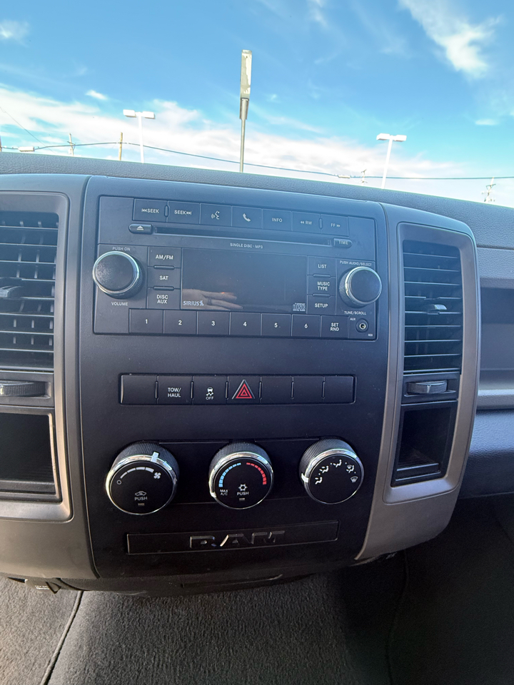 RAM 1500 SLT SWB 2WD 2011