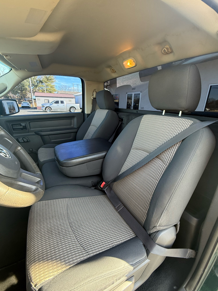 RAM 1500 SLT SWB 2WD 2011