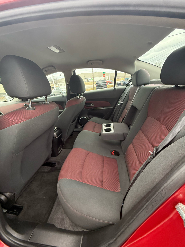 Chevrolet Cruze 1LT 2012