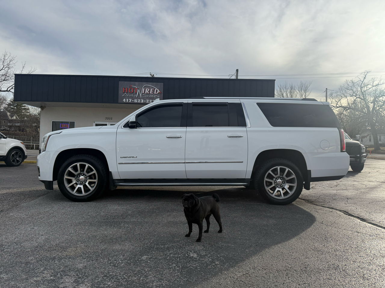 GMC Yukon XL Denali 4WD 2016