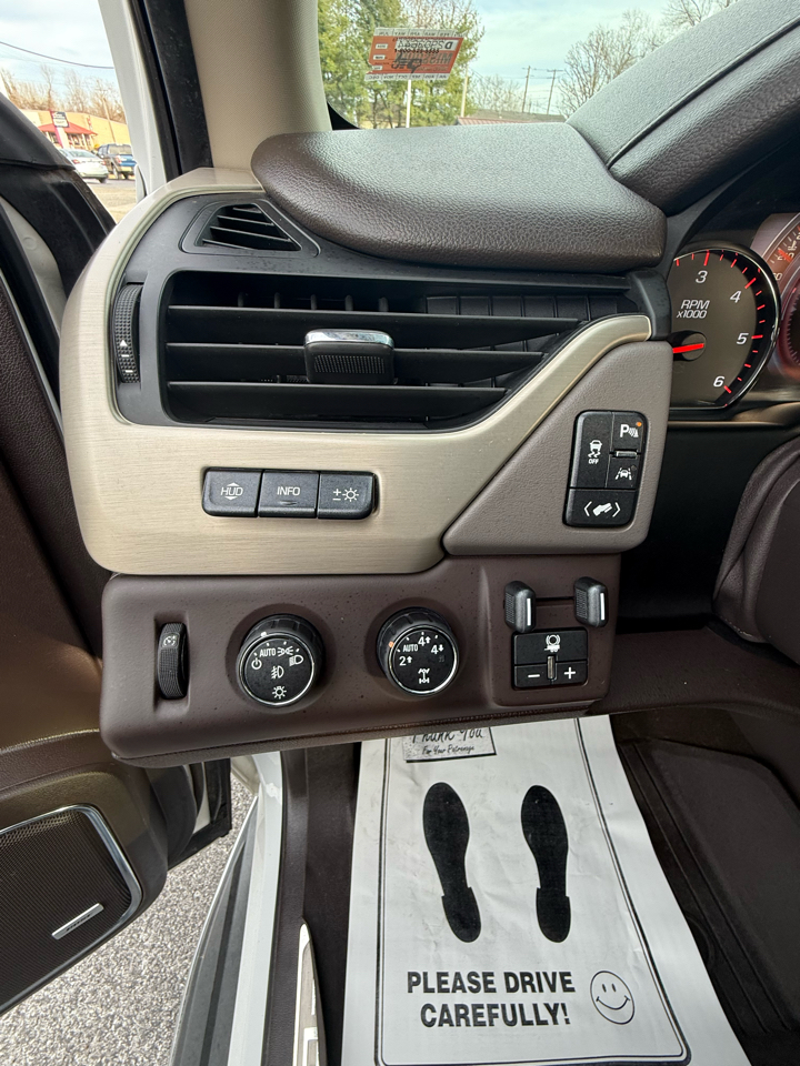 GMC Yukon XL Denali 4WD 2016