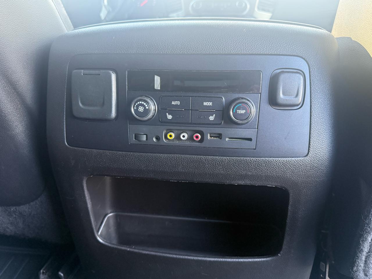 Chevrolet Tahoe LT 4WD 2015