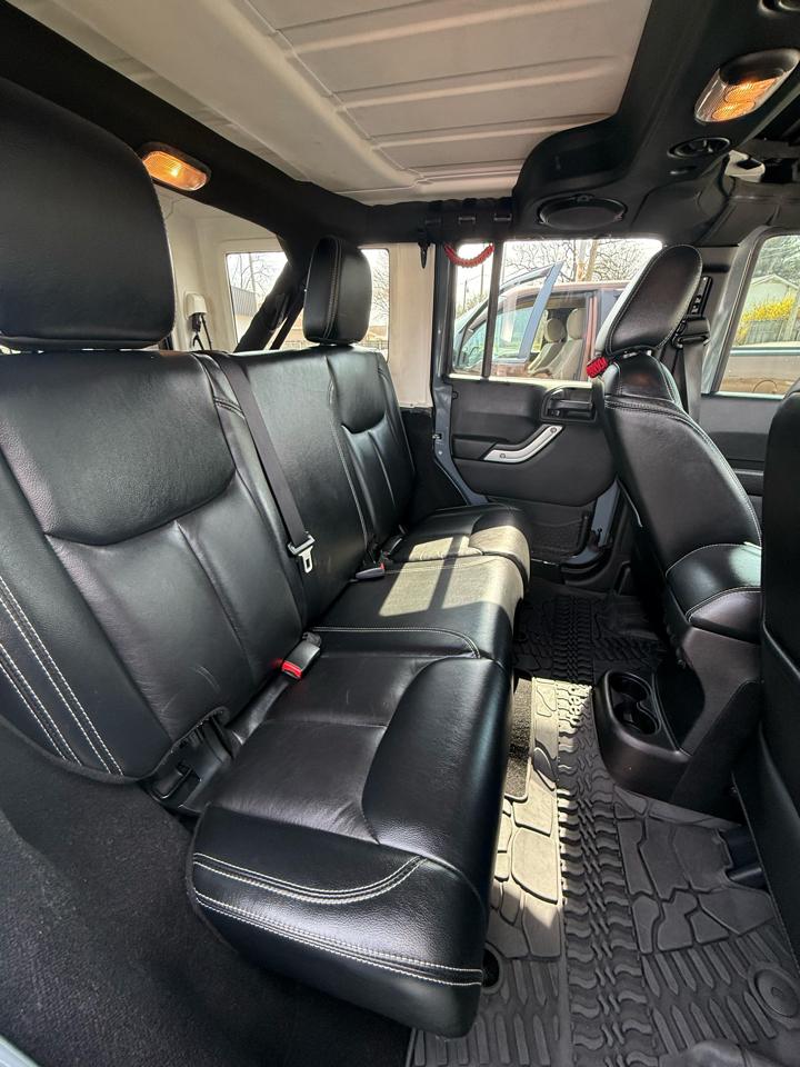 Jeep Wrangler Unlimited Rubicon 4WD 2014