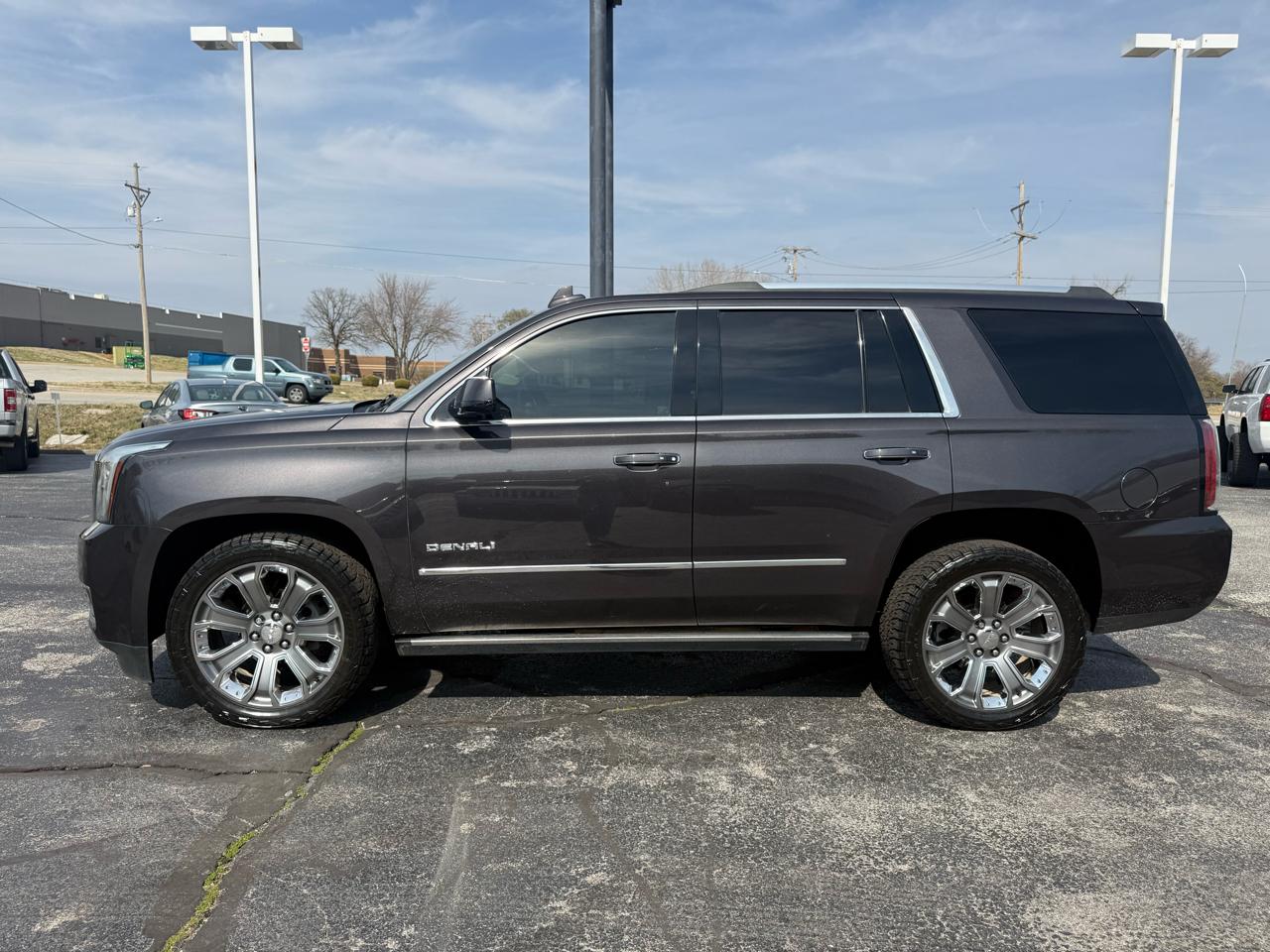 GMC Yukon Denali 4WD 2016