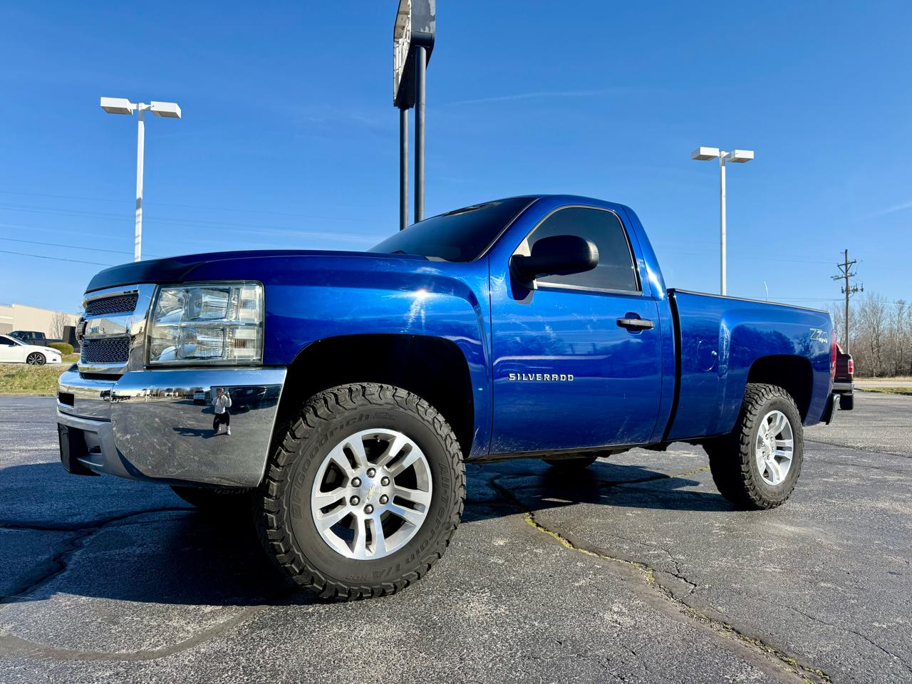 Chevrolet Silverado 1500 4WD Reg Cab 119.0" LT 2013