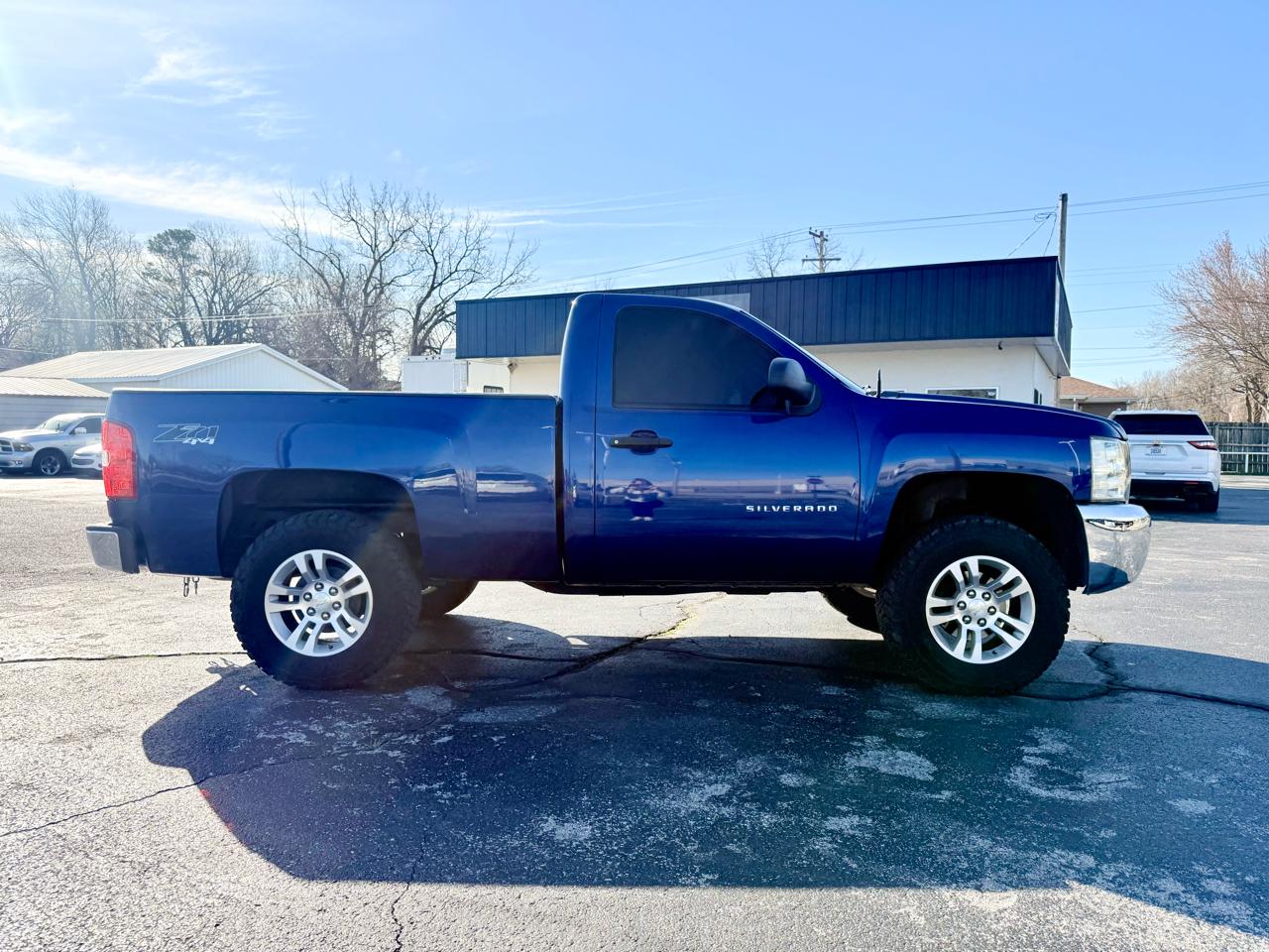 Chevrolet Silverado 1500 4WD Reg Cab 119.0" LT 2013