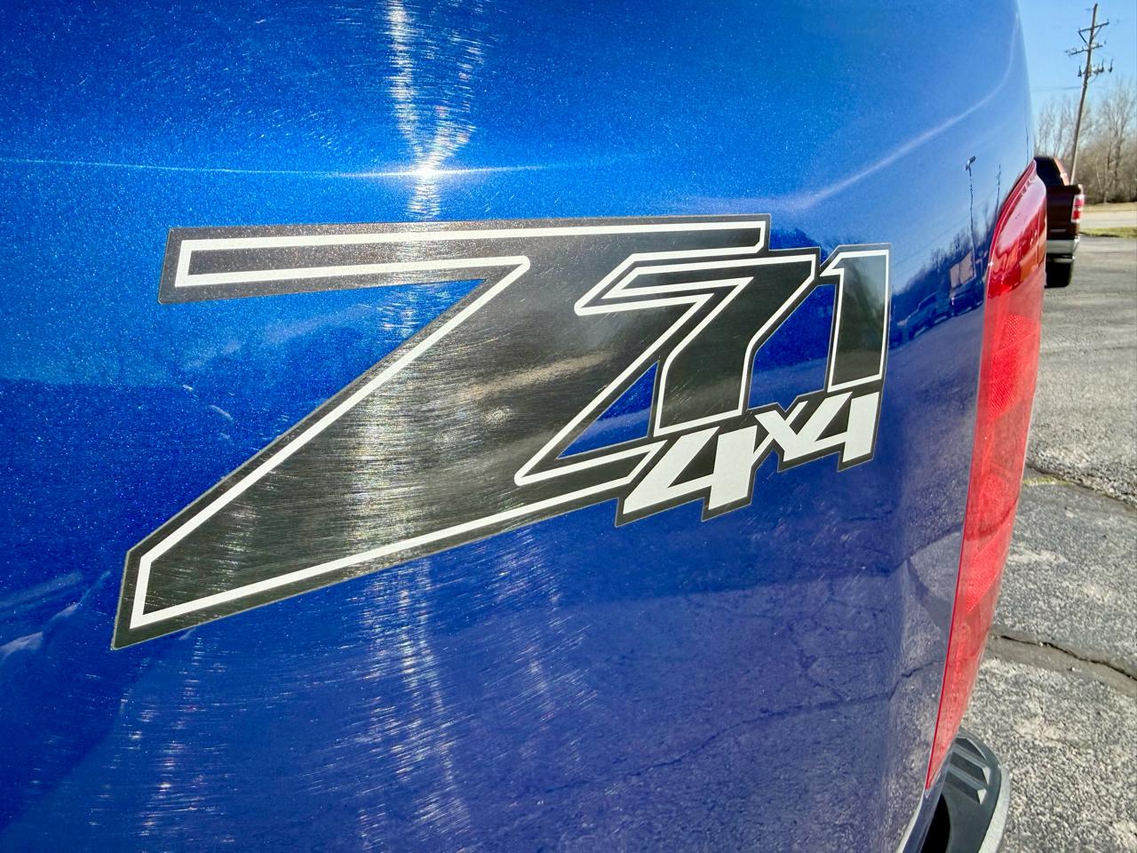 Chevrolet Silverado 1500 4WD Reg Cab 119.0" LT 2013