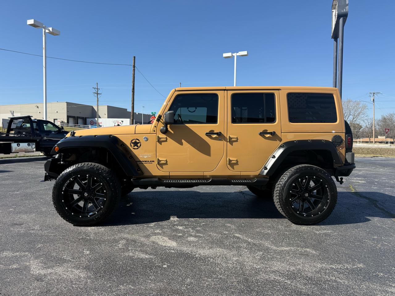Jeep Wrangler Unlimited Sahara 4WD 2014