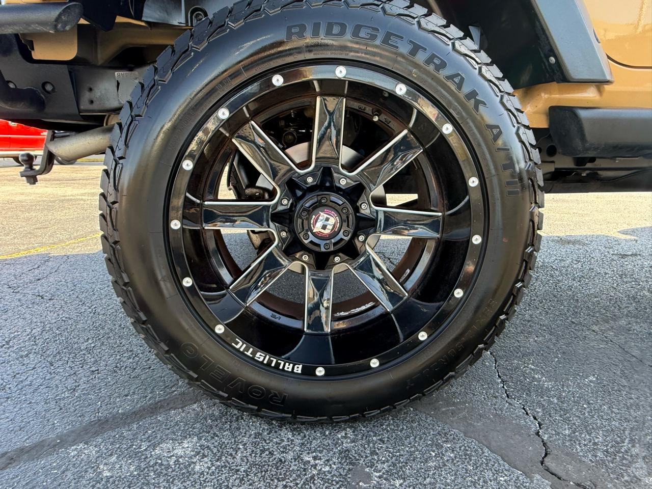 Jeep Wrangler Unlimited Sahara 4WD 2014