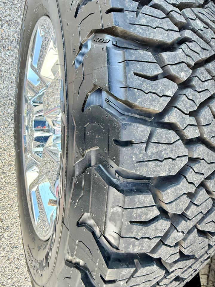 GMC Sierra 2500HD Denali Crew Cab 4WD 2016